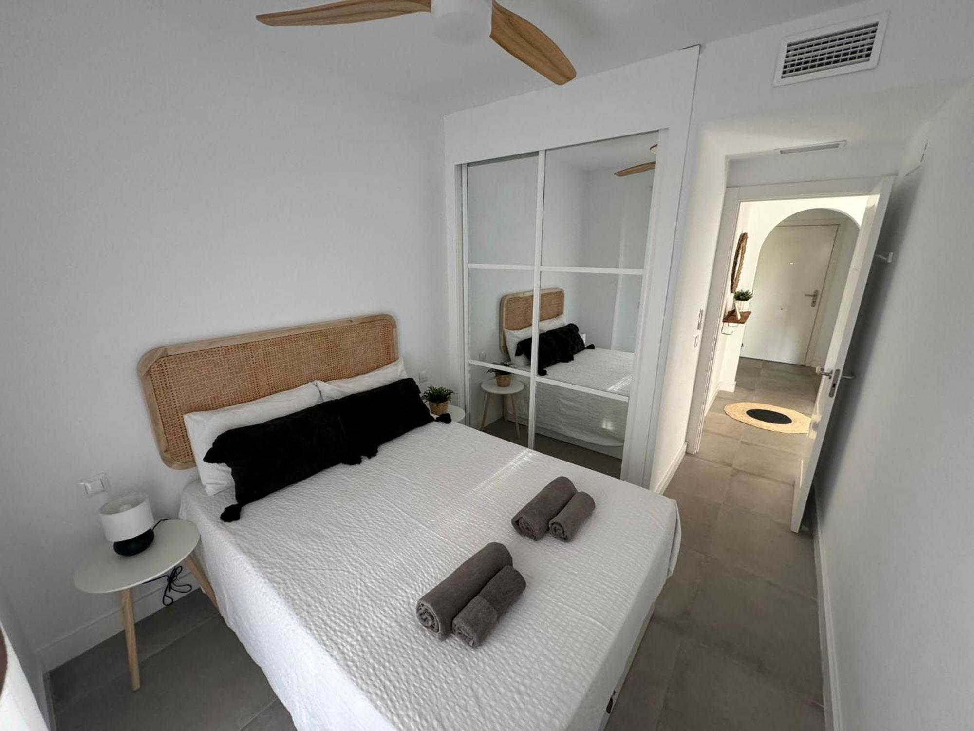 Surf Apartment - Wifi - Parking - Swimming Pool - Patio - Garden Tarifa Dış mekan fotoğraf