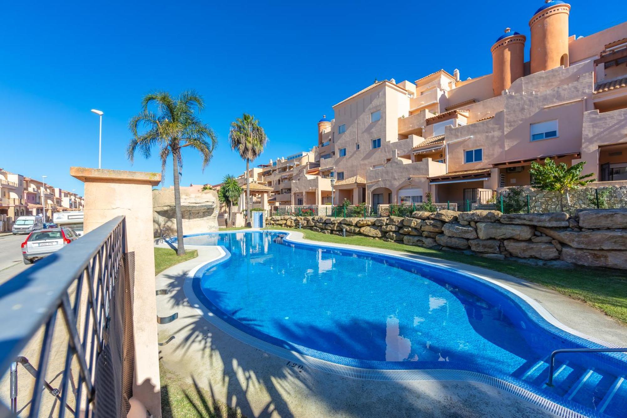 Surf Apartment - Wifi - Parking - Swimming Pool - Patio - Garden Tarifa Dış mekan fotoğraf