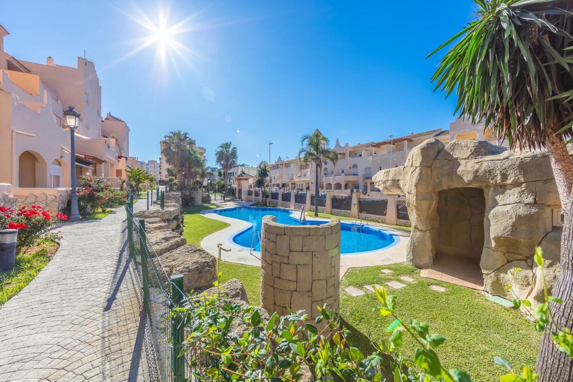 Surf Apartment - Wifi - Parking - Swimming Pool - Patio - Garden Tarifa Dış mekan fotoğraf